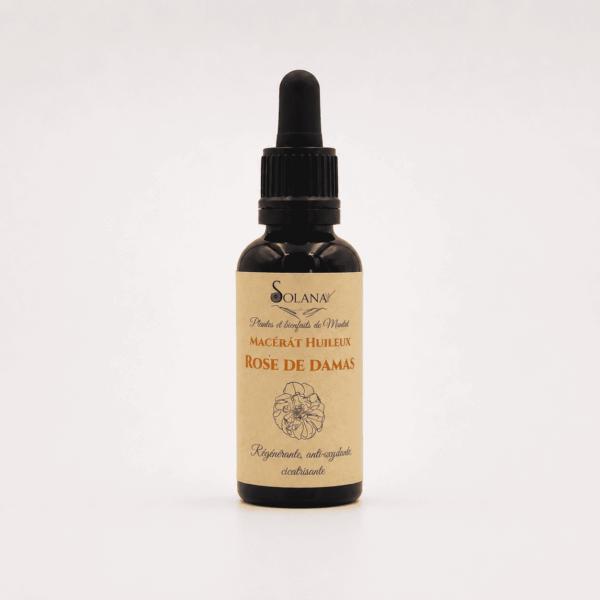Macérat huileux rose de damas. produit naturel formulé en France, dans les Pyrénées. Solana Mantet, herboristerie en ligne.